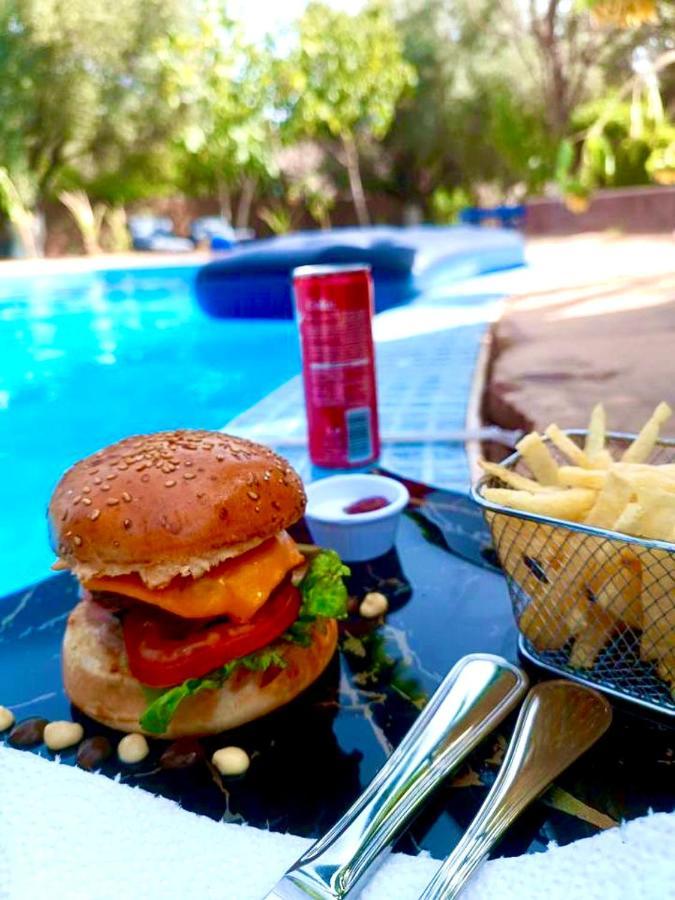 Le Domaine De Carole Marrakech Bed and Breakfast Douar Akkara Buitenkant foto