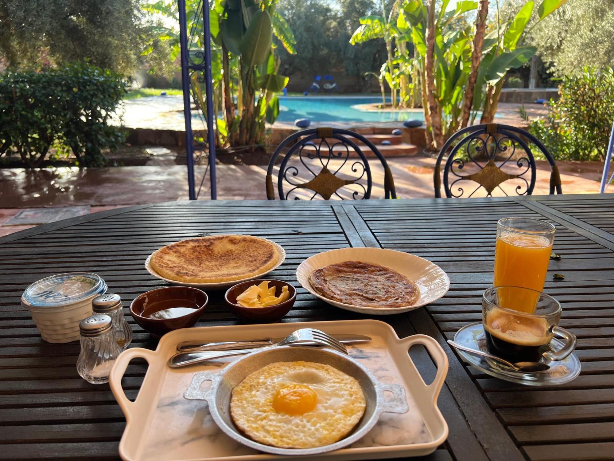 Le Domaine De Carole Marrakech Bed and Breakfast Douar Akkara Buitenkant foto