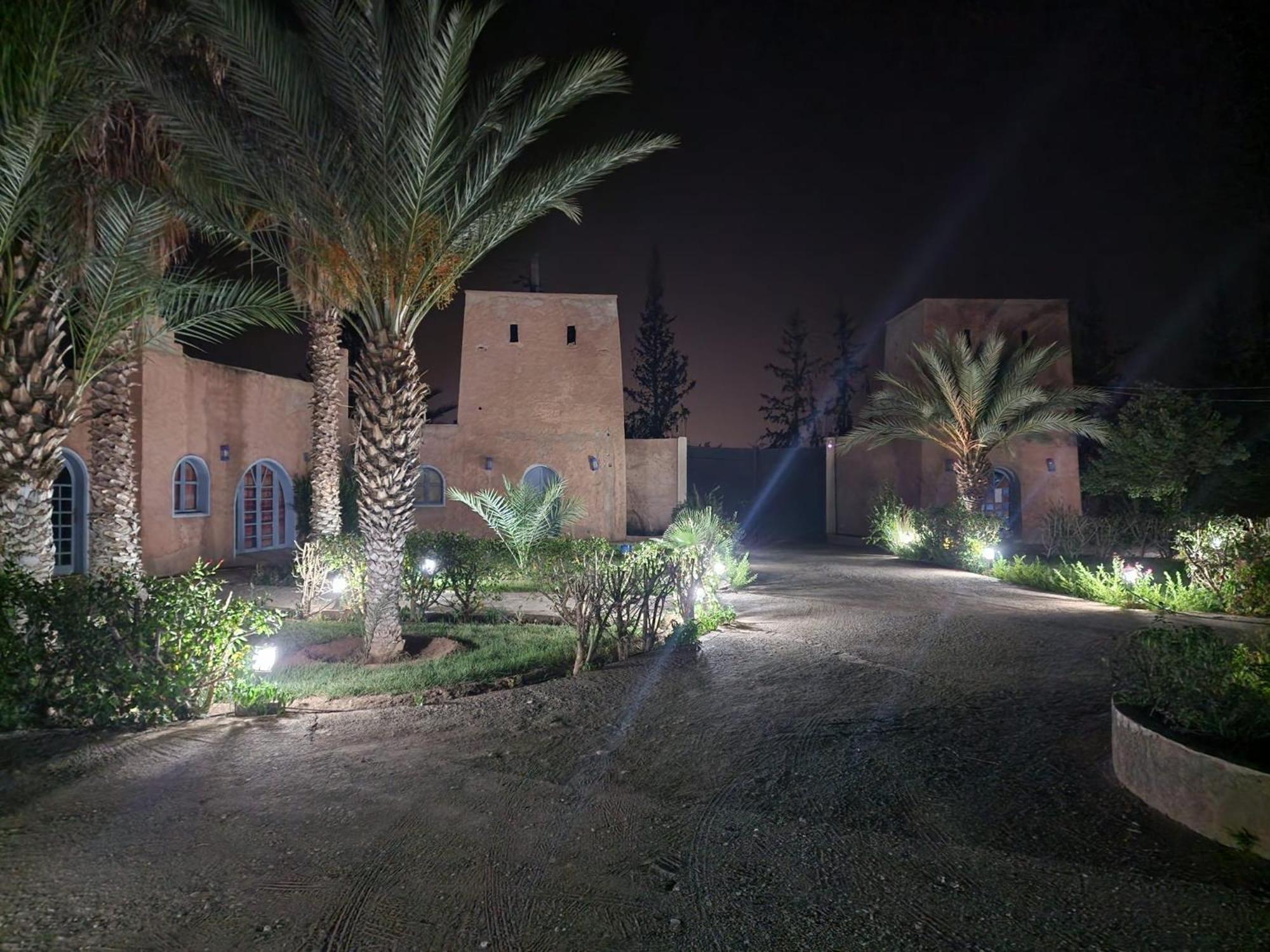 Le Domaine De Carole Marrakech Bed and Breakfast Douar Akkara Buitenkant foto